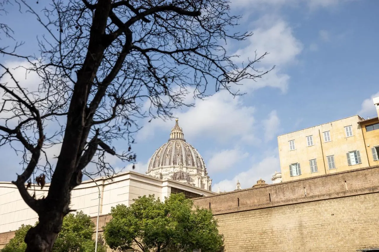 Apartment San Pietro View Point Appartamento Elegante Rome