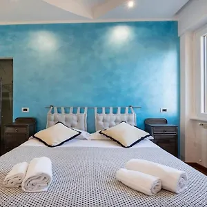 Stylish Air Conditionig Wifi Tv 50 Metro 4 Minutes Away Apartament